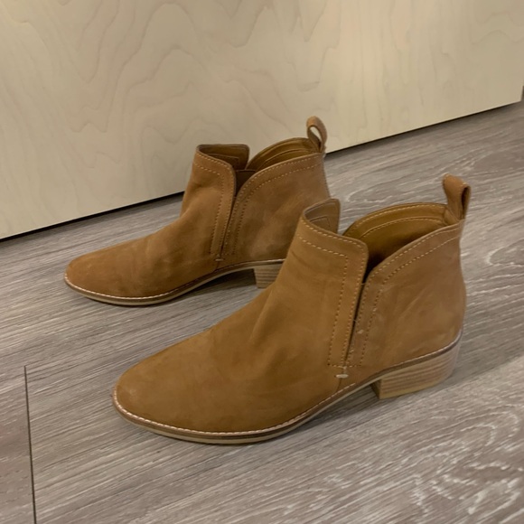 Women’s suede chelsea boots, size 8,5 - Picture 4 of 5